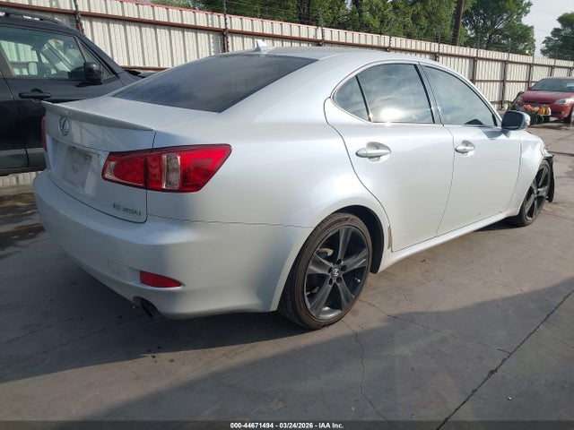 44671494 :رقم المزاد ، JTHBF5C27B5143226 vin ، 2011 Lexus Is 250 مزاد بيع