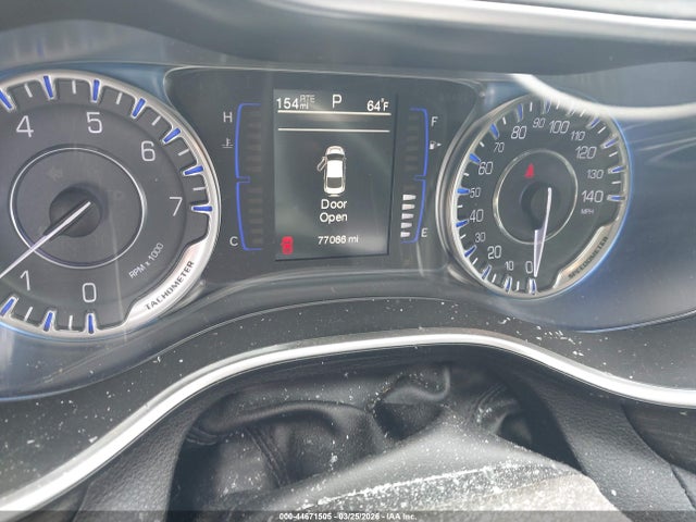 Aukcja sprzedaży 2015 Chrysler 200 Limited, vin: 1C3CCCAB8FN554585, numer aukcji: 44671505