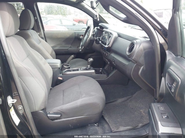 3TMCZ5AN1HM052515 Toyota Tacoma Trd Off Road
