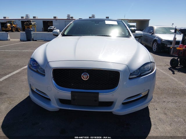 SAJWA1C78G8W03023 Jaguar Xj R-sport