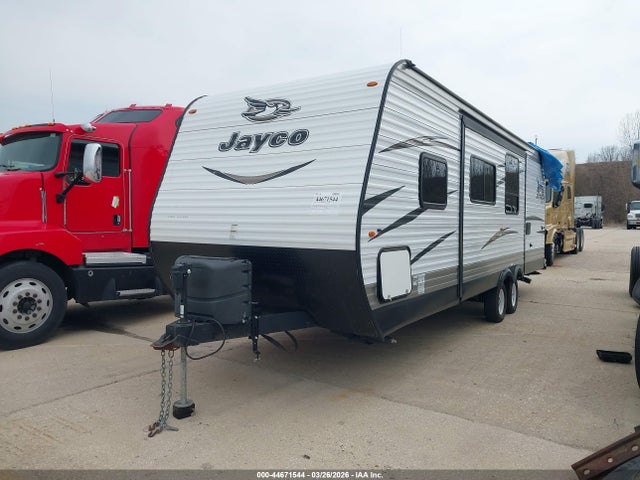 44671544 :رقم المزاد ، 1UJBJ0BPXJ17W0822 vin ، 2018 Jayco Jay Flight مزاد بيع