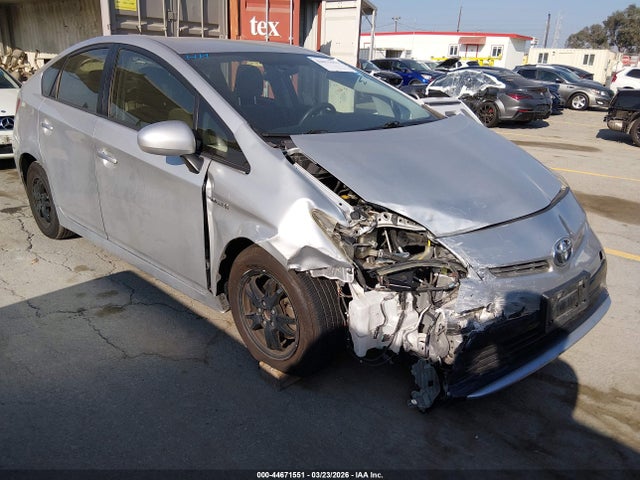 2014 TOYOTA PRIUS JTDKN3DU5E1769264