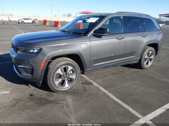 2023 Jeep Grand Cherokee 4xe მანქანა იყიდება აუქციონზე, vin: 1C4RJYB64PC633422, აუქციონის ნომერი: 44671559