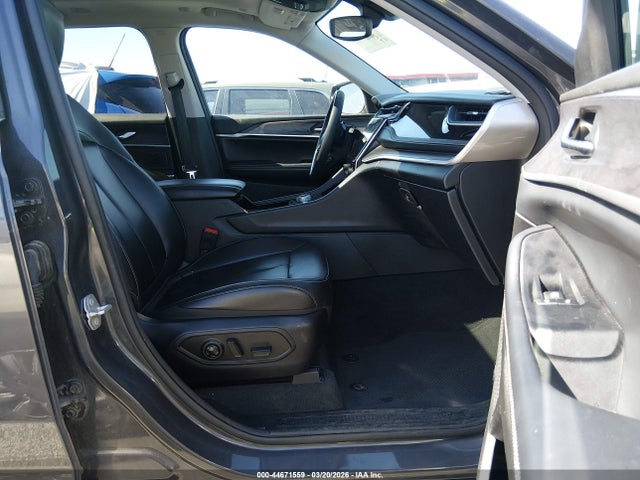 2023 Jeep Grand Cherokee 4xe მანქანა იყიდება აუქციონზე, vin: 1C4RJYB64PC633422, აუქციონის ნომერი: 44671559