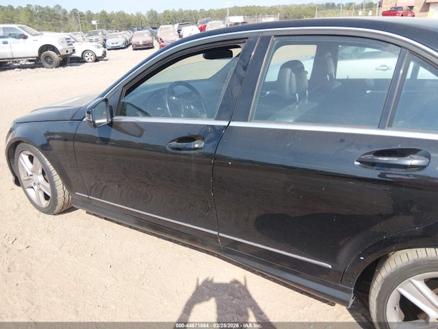 Auction sale of the 2010 Mercedes-benz C 300 Luxury/sport, vin: WDDGF5EB9AR086402, lot number: 44671564