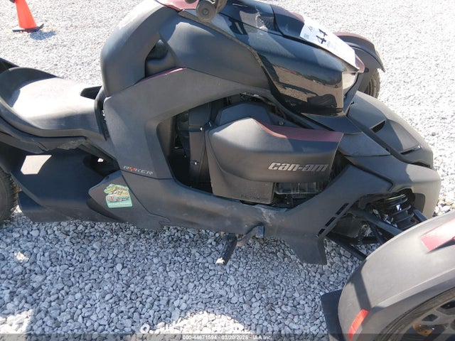 Can-Am Ryker 2022 3JB2FEF24NJ003876 Image 8