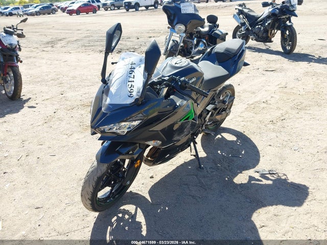 Kawasaki EX400 2023 JKAEXKH13PDAN4211 Image 2
