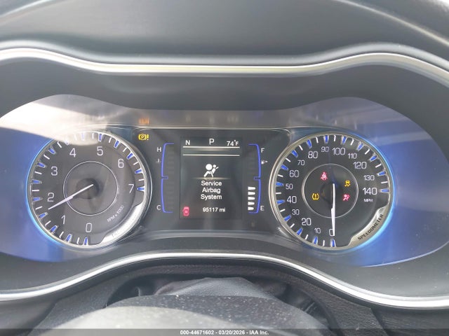 Продаж на аукціоні авто 2017 Chrysler 200 Limited Platinum, vin: 1C3CCCAB7HN507941, номер лоту: 44671602