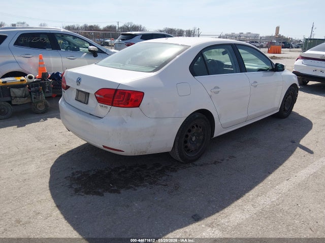 2013 Volkswagen Jetta 2.5l Se მანქანა იყიდება აუქციონზე, vin: 3VWDP7AJ9DM408672, აუქციონის ნომერი: 44671612