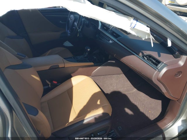 2020 Lexus Es 350 მანქანა იყიდება აუქციონზე, vin: 58ADZ1B10LU059828, აუქციონის ნომერი: 44671613