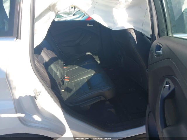 1FADP5BU5GL111023 Ford C-max Hybrid Sel