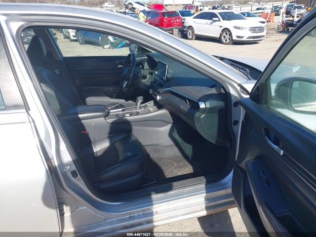 2019 NISSAN ALTIMA 1N4BL4CV8KC164571 Photo 4