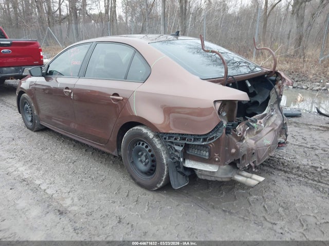 44671632 :رقم المزاد ، 3VW267AJ5GM395580 vin ، 2016 Volkswagen Jetta 1.4t S مزاد بيع