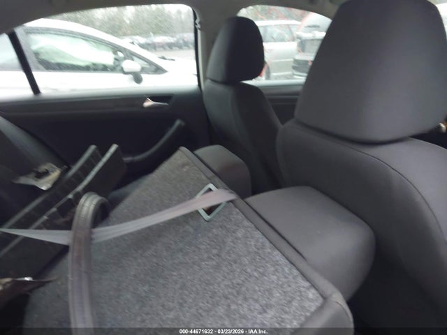 44671632 :رقم المزاد ، 3VW267AJ5GM395580 vin ، 2016 Volkswagen Jetta 1.4t S مزاد بيع