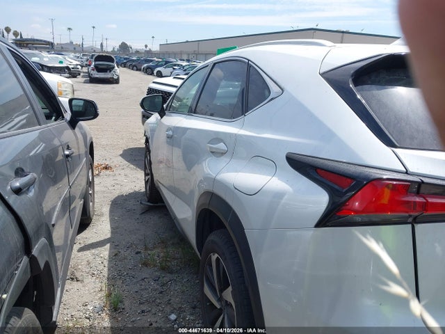 JTJDARBZ6L5003018 Lexus NX 300