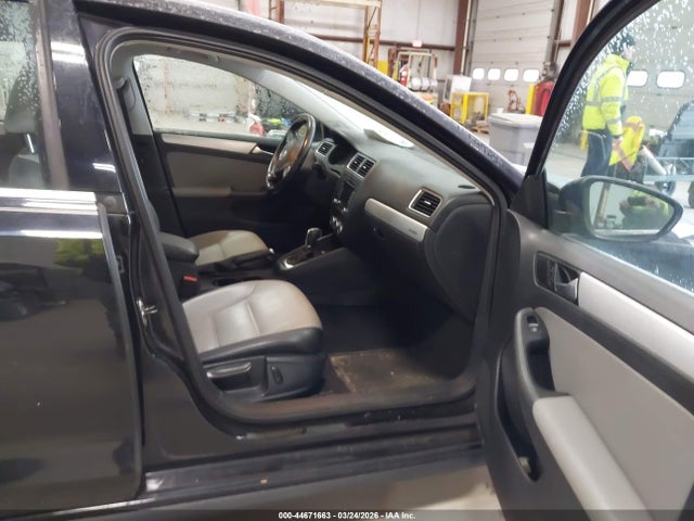 Volkswagen Jetta Hybrid Se 2014 3VW637AJ7EM266862 Image 5