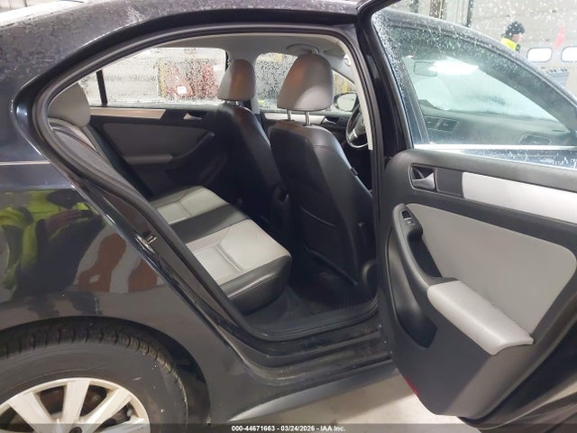 Volkswagen Jetta Hybrid Se 2014 3VW637AJ7EM266862 Image 8