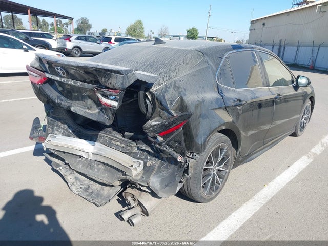 4T1G11AK4PU780889 Toyota CAMRY SE