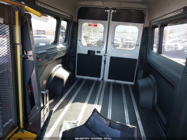 3C6LRVPG3PE589525 RAM Promaster 2500 Window Van High Roof 159 Wb