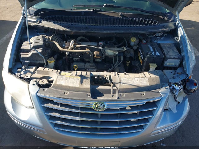 2006 Chrysler Town & Country Touring მანქანა იყიდება აუქციონზე, vin: 2A4GP54L66R821155, აუქციონის ნომერი: 44671681