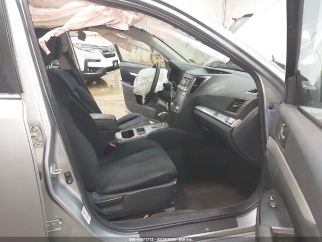 2013 Subaru Legacy 2.5i Premium მანქანა იყიდება აუქციონზე, vin: 4S3BMBC61D3030427, აუქციონის ნომერი: 44671712