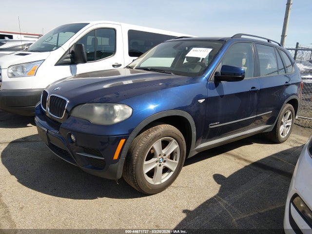 2011 BMW X5 5uxzv4c52bl739152 Photo 1