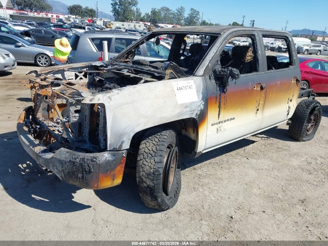 Chevrolet Silverado 1500 Custom 2018 3GCPCPEC0JG208345 Image 2