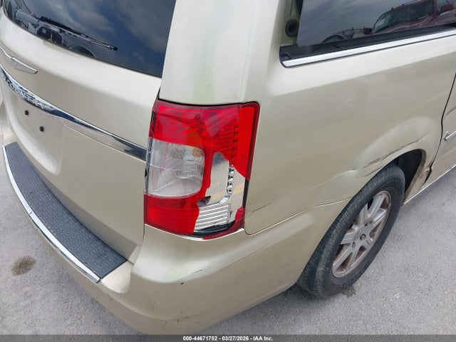 Продажа на аукционе авто 2011 Chrysler Town & Country Touring, vin: 2A4RR5DG2BR674882, номер лота: 44671752