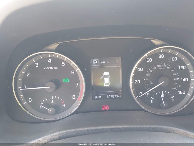 KMHD84LF0JU600038 Hyundai ELANTRA SEL