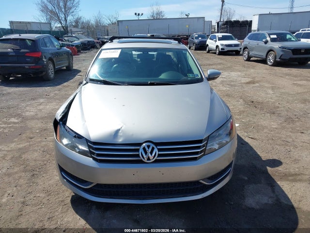 Aukcja sprzedaży 2012 Volkswagen Passat 2.5l Se, vin: 1VWBP7A3XCC084804, numer aukcji: 44671802
