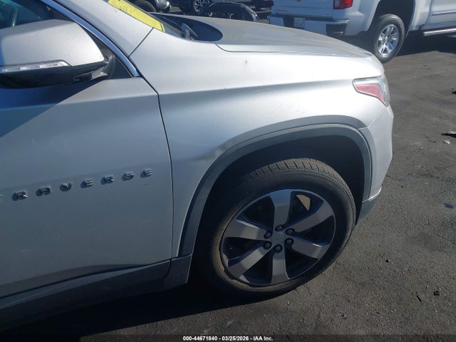 1GNERHKW0JJ199534 Chevrolet Traverse 3lt