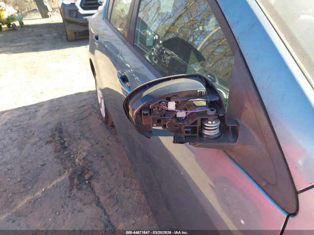 2010 Mazda Mazda3 I Touring მანქანა იყიდება აუქციონზე, vin: JM1BL1SGXA1260773, აუქციონის ნომერი: 44671847