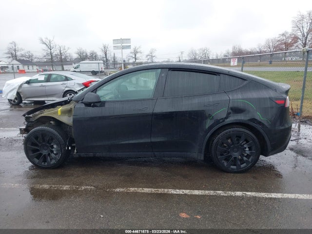 Aukcja sprzedaży 2022 Tesla Model Y Long Range Dual Motor All-wheel Drive, vin: 7SAYGDEE5NA007111, numer aukcji: 44671875