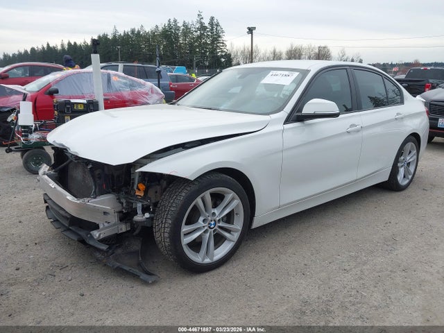 WBA8E1G32HNU15536 BMW 320i