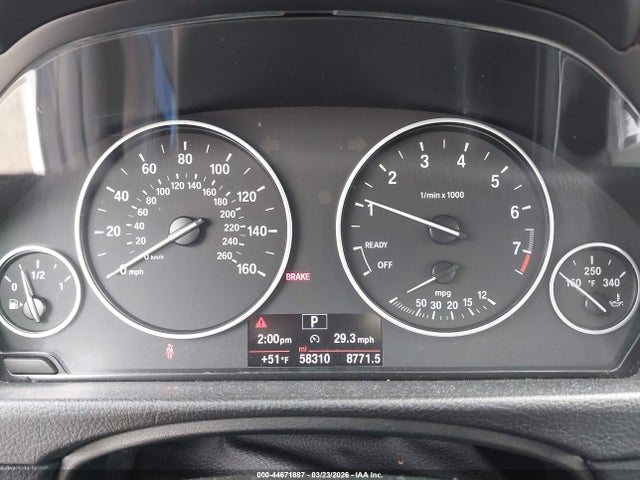 WBA8E1G32HNU15536 BMW 320i