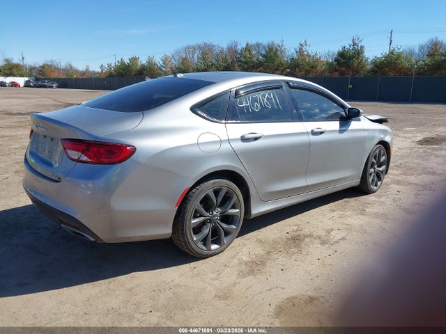 Продаж на аукціоні авто 2015 Chrysler 200 S, vin: 1C3CCCBG6FN657014, номер лоту: 44671891