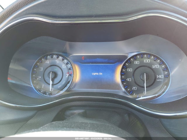 Продаж на аукціоні авто 2015 Chrysler 200 S, vin: 1C3CCCBG6FN657014, номер лоту: 44671891