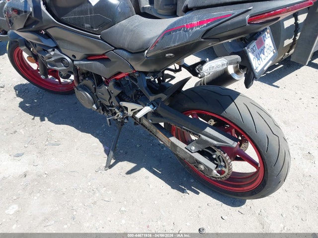 Kawasaki Er500 2024 ML5ERGF16RDA06456 Image 3
