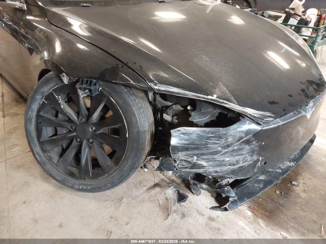 Продаж на аукціоні авто 2017 Tesla Model S 100d/60d/75d/90d/p100d, vin: 5YJSA1E27HF187322, номер лоту: 44671937
