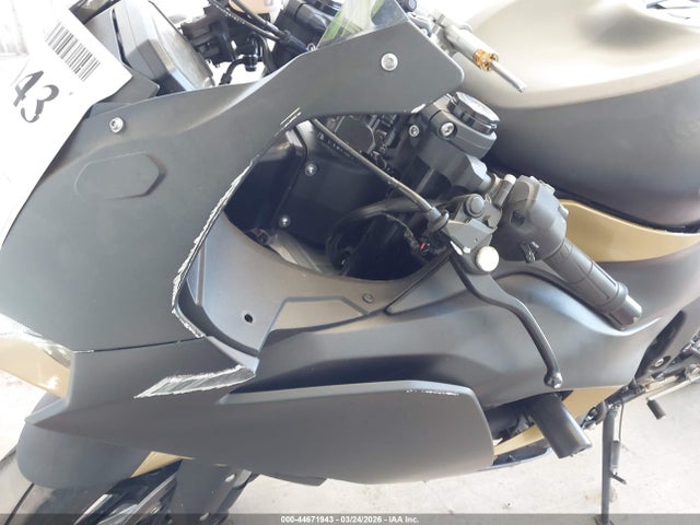 Продажа на аукционе авто 2026 Kawasaki Zx636 K, vin: JKBZXJJ17TA040273, номер лота: 44671943