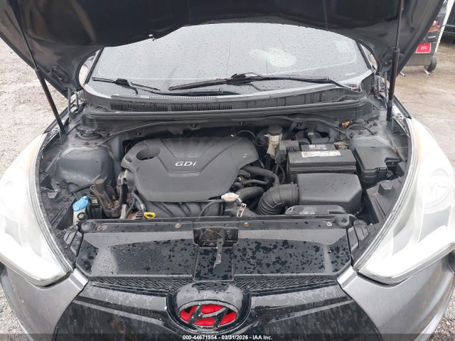KMHTC6AD0FU228134 Hyundai Veloster Flex