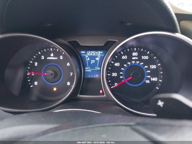 KMHTC6AD0FU228134 Hyundai Veloster Flex