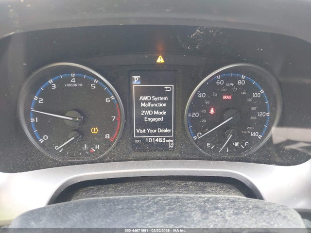 2018 Toyota Rav4 Le მანქანა იყიდება აუქციონზე, vin: JTMBFREV0JJ734939, აუქციონის ნომერი: 44671961