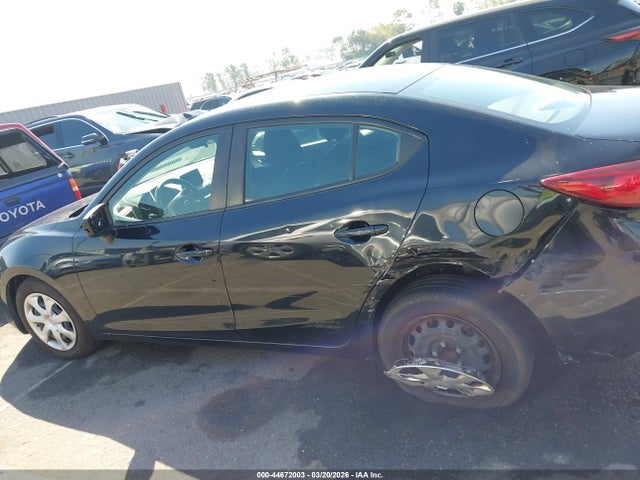 3MZBN1U74HM107937 Mazda Mazda3 Sport