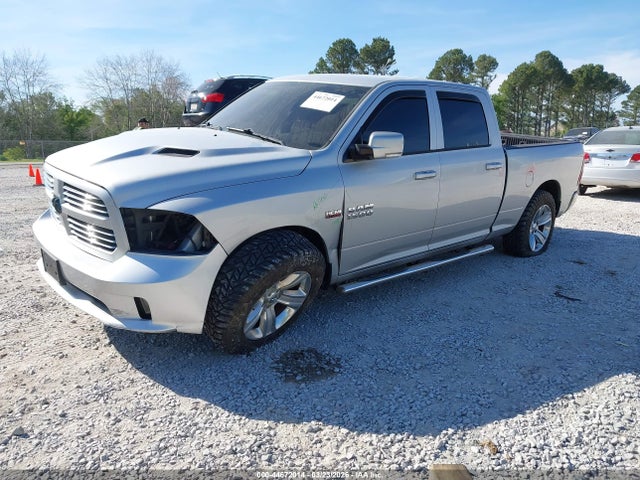 RAM 1500 Sport 2015 1C6RR7UTXFS632907 Image 2