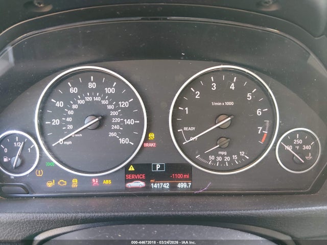 2015 Bmw 320i Xdrive მანქანა იყიდება აუქციონზე, vin: WBA3C3G58FNS75471, აუქციონის ნომერი: 44672018