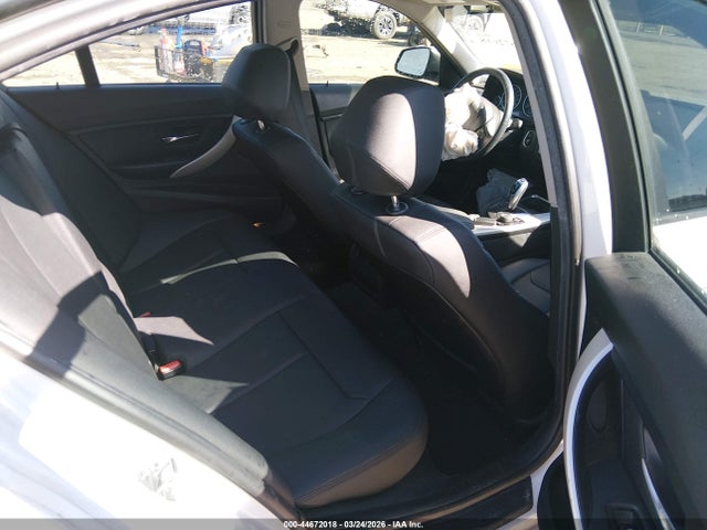 2015 Bmw 320i Xdrive მანქანა იყიდება აუქციონზე, vin: WBA3C3G58FNS75471, აუქციონის ნომერი: 44672018