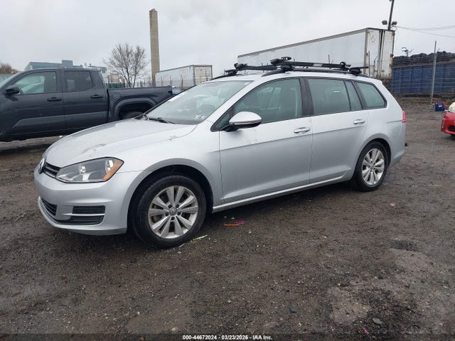 3VW017AU9HM507184 Volkswagen Golf Sportwagen Tsi S