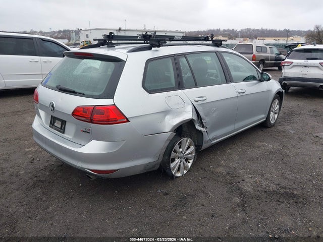 3VW017AU9HM507184 Volkswagen Golf Sportwagen Tsi S