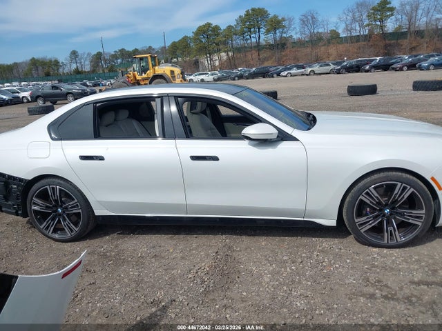WBA33EH09RCS26407 BMW 740i Xdrive